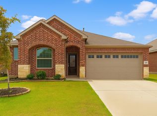 2537 Starwater Dr, Fort Worth, TX 76179