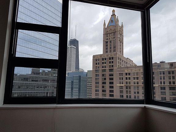 5th image of 401 E Ontario St APT 1607