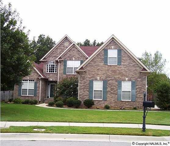 1st image of 106 Cottonport Pl