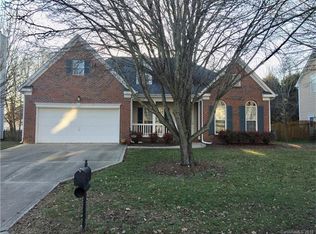1352 Yorkshire Pl NW, Concord, NC 28027