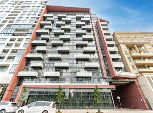 560 Front St W #617, Toronto, ON M5V 1C1