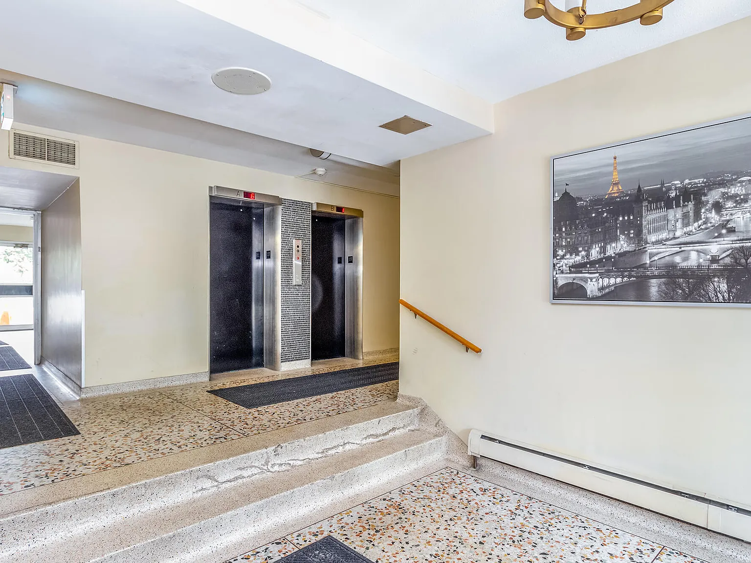 2095 Prospect St — Photo 3