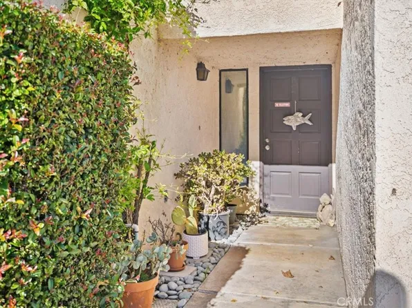 284 Spruce St, Arroyo Grande, CA 93420