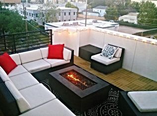 1721 Silver St, Houston, TX 77007