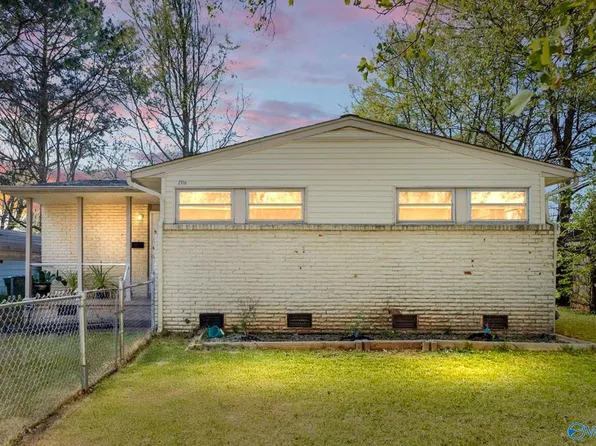 2916 Holiday Dr SW, Huntsville, AL 35805