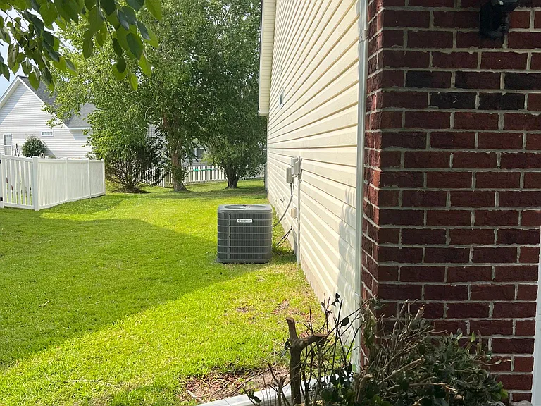 505 Pennington Loop — Photo 2