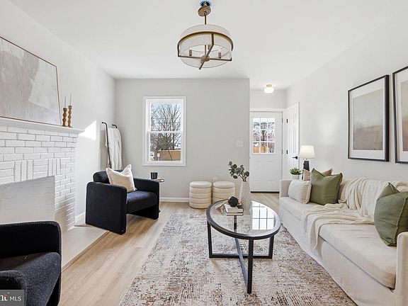 4th image of 8901 Glenville Rd