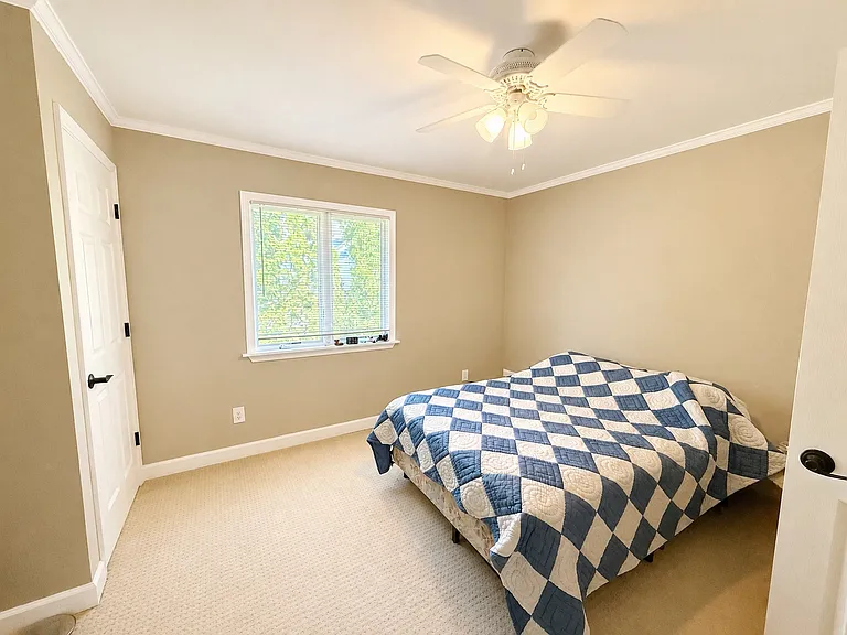 8616 McHenry St — Photo 20