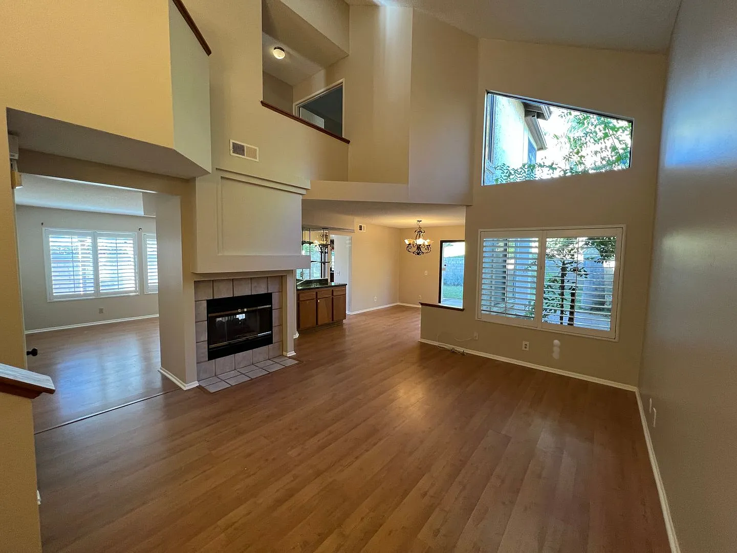 Great Home, Great Location! — Photo 3