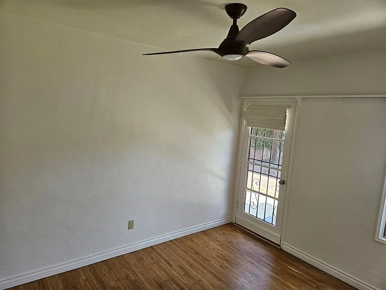 2235 Chicago St — Photo 10