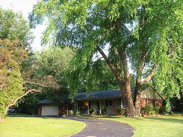 1st image of 5345 E Kilmer Ln