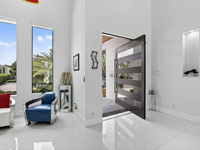 334 Isle Of Capri Dr — Photo 35
