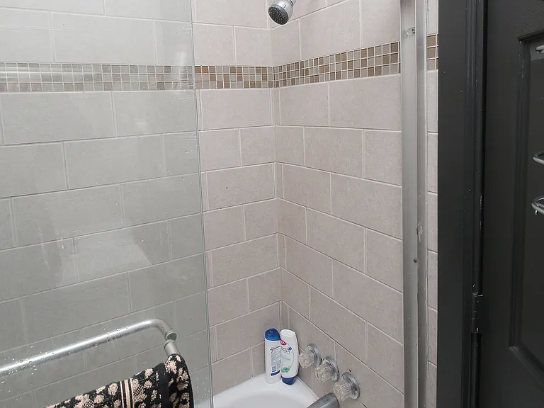 4125 Woodland Ave — Photo 12