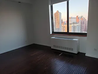 Rented by R New York