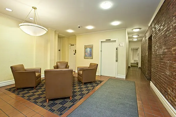 Rented by Maison International | media 17