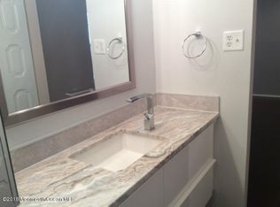 716B Buckingham Dr, Lakewood, NJ 08701