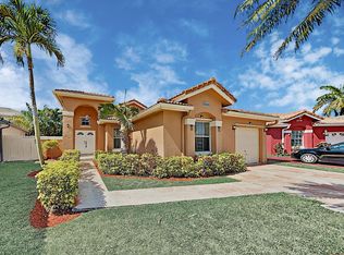 13272 NW 10th Ter, Miami, FL 33182