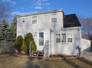 1234 Goodell St, Green Bay, WI 54301