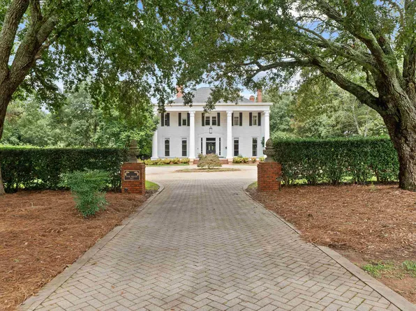 617 Dixie Ave, Madison, GA 30650