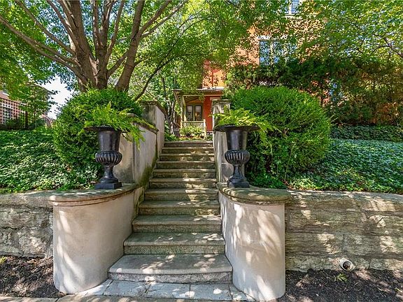 1720 Jefferson St, Kansas City, MO 64108 | Zillow