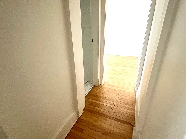 1202 Union St #1 — Photo 7