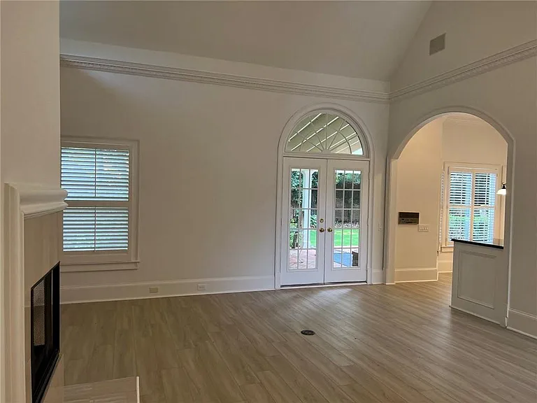 4608 Chattahoochee Xing SE — Photo 13