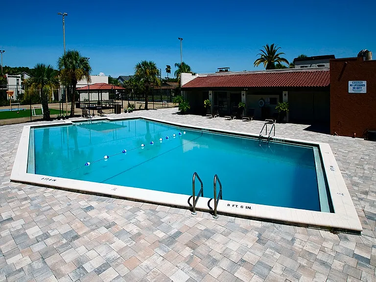 Three Fountains Apartments — Photo 17