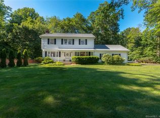 9 Inwood Rd, Norwalk, CT 06850