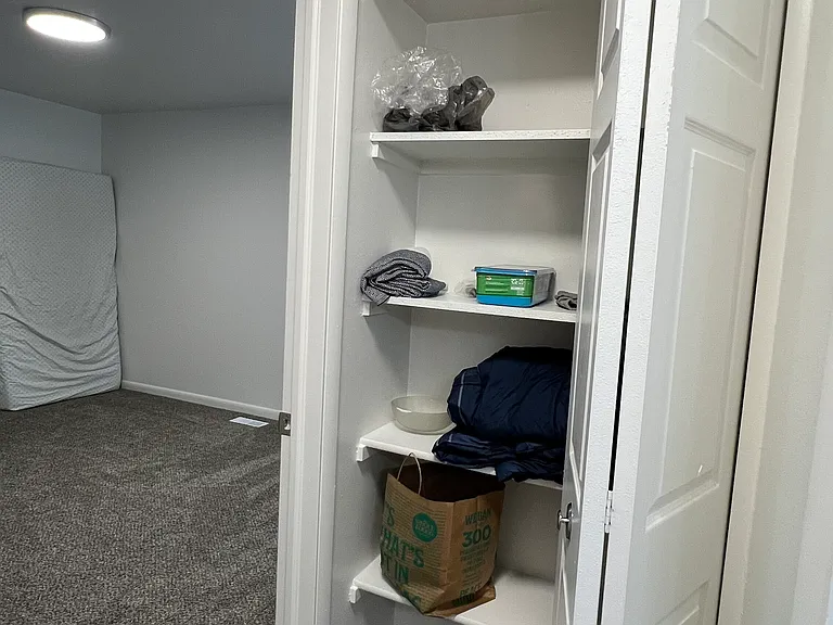 2174 E Hill Rd — Photo 8