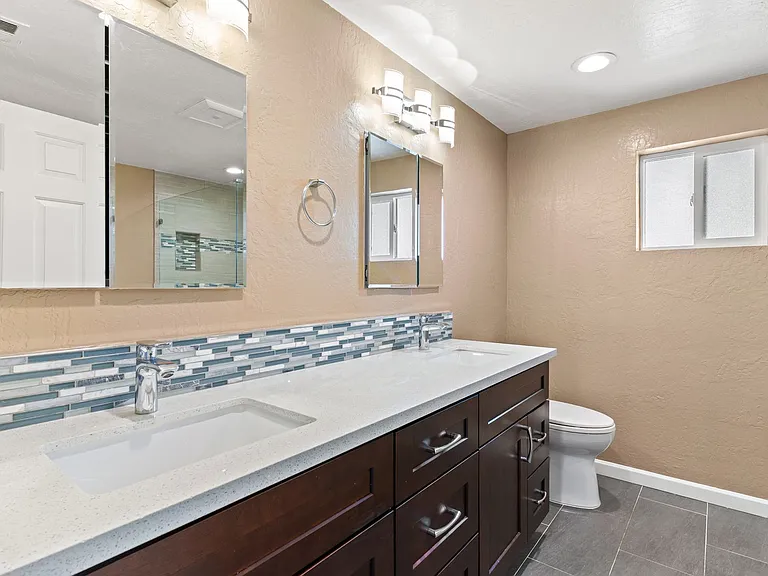 2844 Sombrero Cir — Photo 23