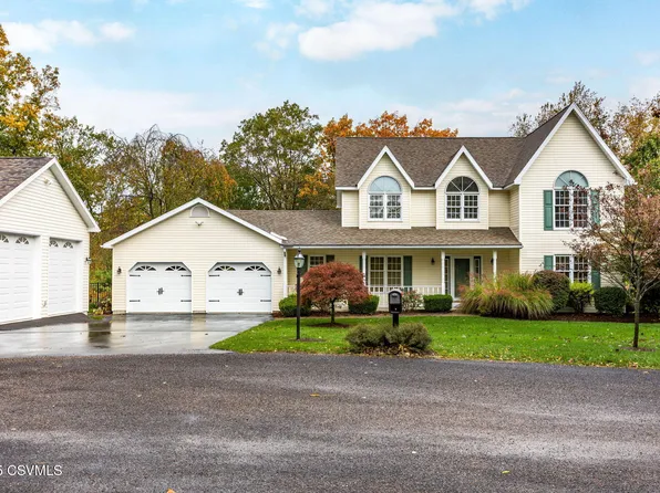 22 Country Rd, Danville, PA 17821