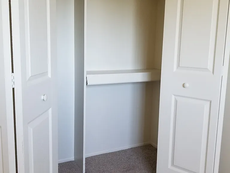 445 Colonial Dr #4 — Photo 11