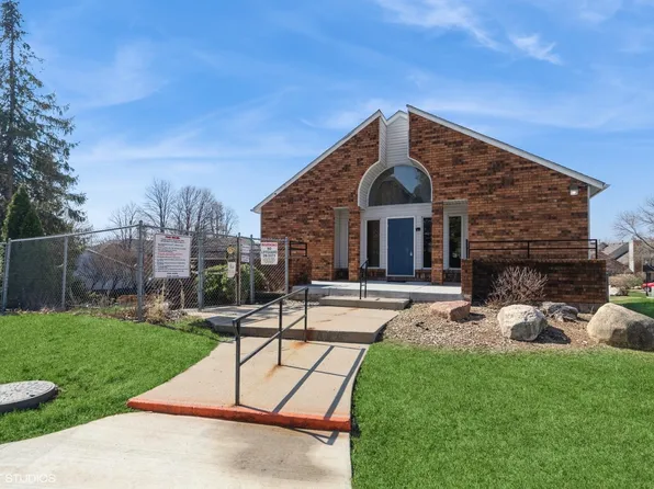 1100 50th St Unit 2002, West Des Moines, IA 50266