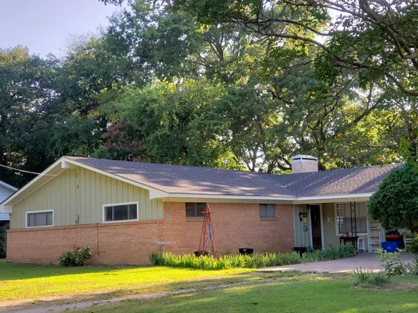 403 Bowie St, Edgewood, TX 75117