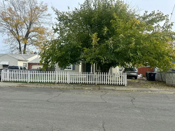 3024 Branch St, Sacramento, CA 95815