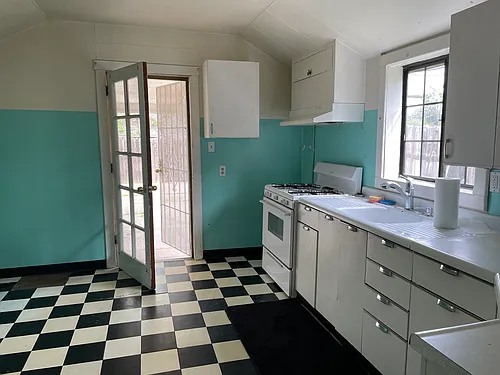 7200 Mariposa Ave Photo 1