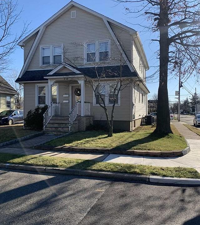 1st image of 8-02 Fern St