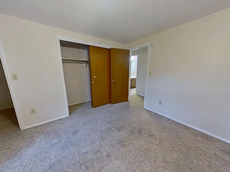 139 Oak Manor Dr — Photo 9