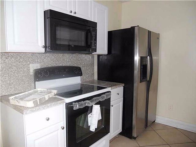 2nd image of 375 NE 172nd St