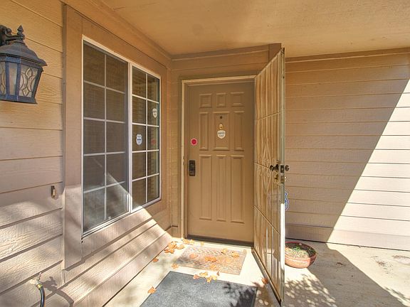 4th image of 8243 Westray Dr