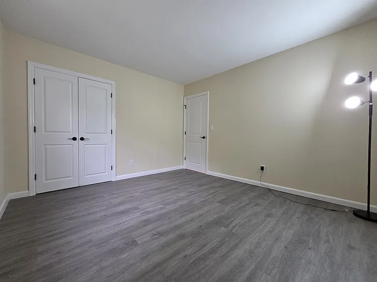 30 Amber St #2 — Photo 10