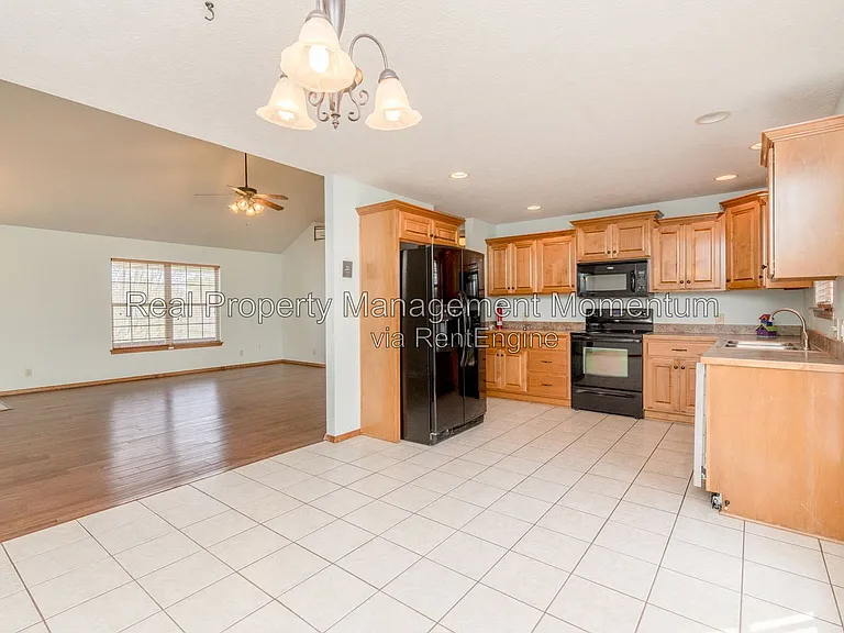 732 E Gallup Hill Rd — Photo 24