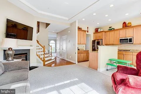 2731 Cabernet Ln — Photo 3