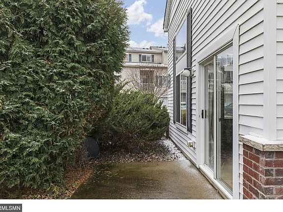 2nd image of 3640 Abercrombie Ln