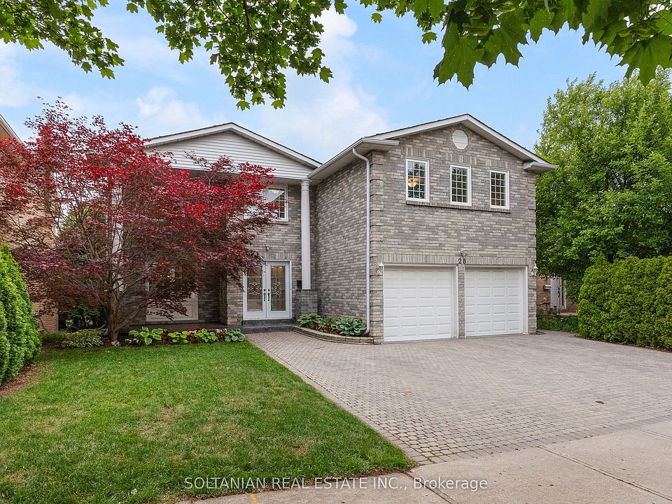 1st image of 28 Dunvegan Dr