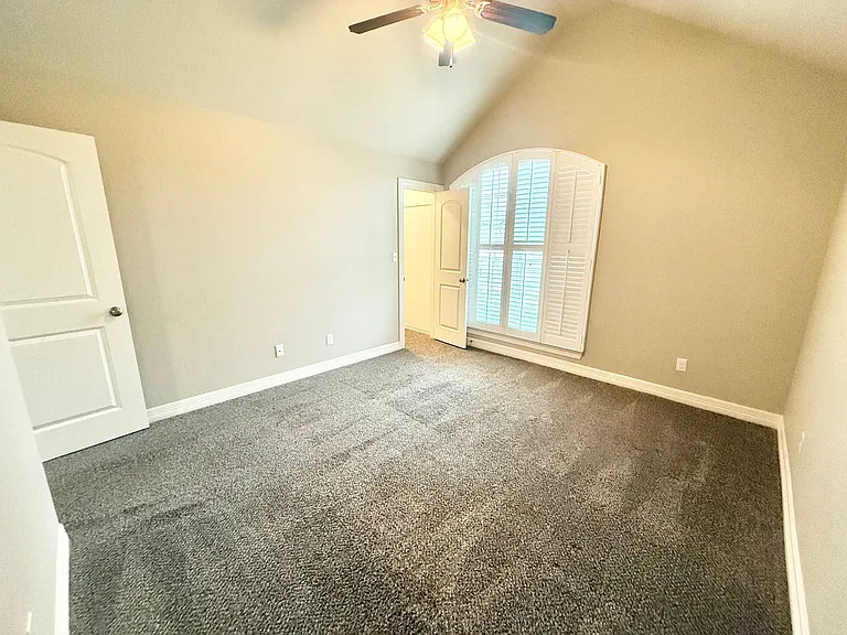 7326 Harpers Ridge Ln — Photo 17