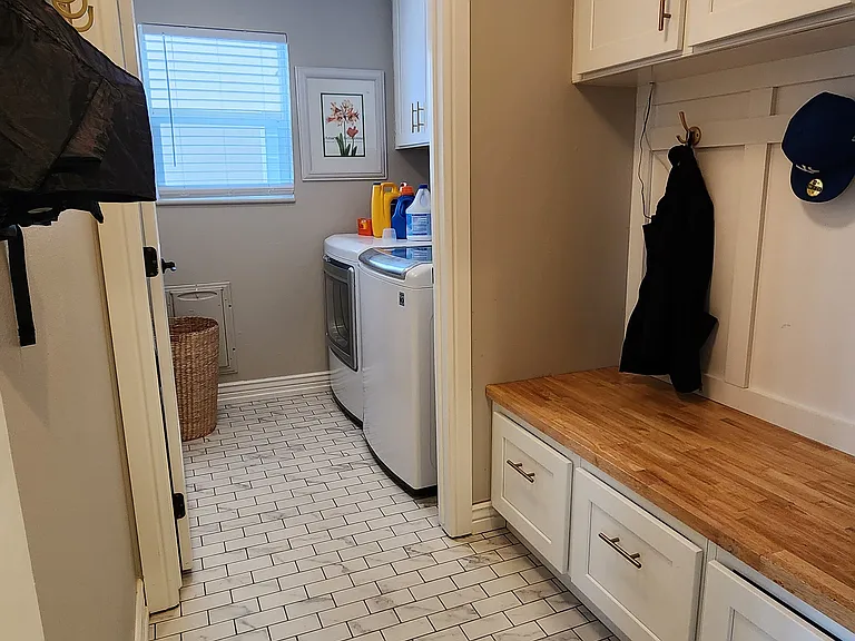 443 E Parowan Way — Photo 19