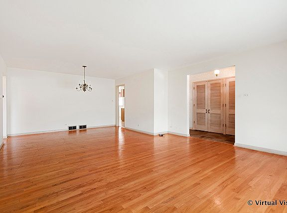 2nd image of 11036 Nelson St