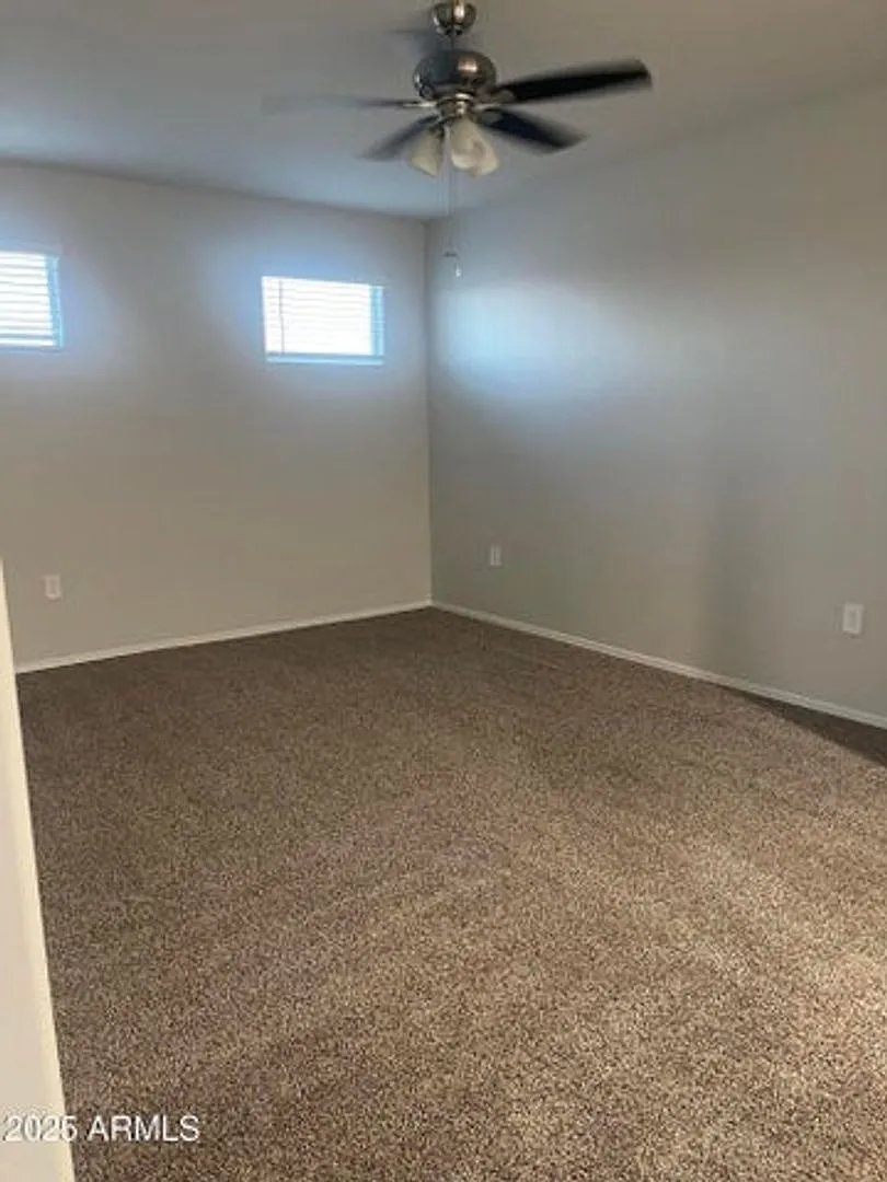 4 bed, 3.0 bath, 2309 sqft, $1,695 — Photo 3