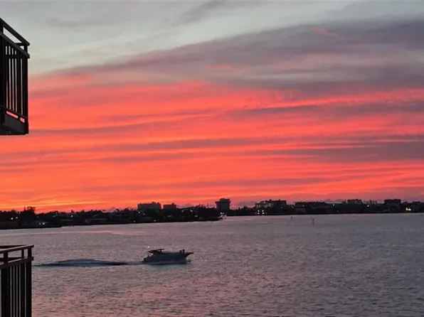 6177 Sun Blvd APT 401, Saint Petersburg, FL 33715